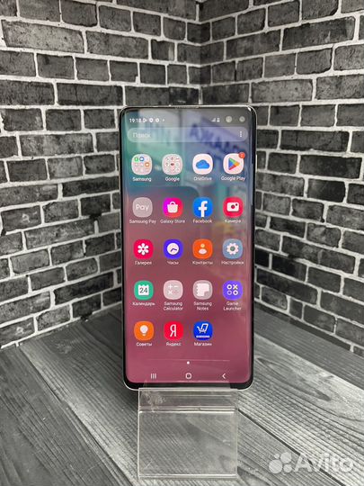Телефон Samsung galaxy s10 plus 6/128