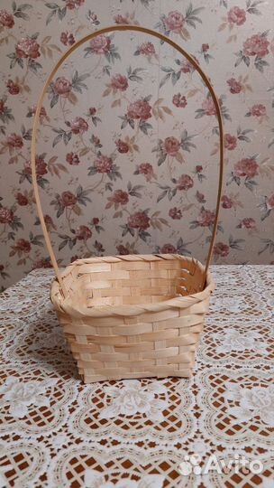 Корзина плетеная для фруктов и подарков