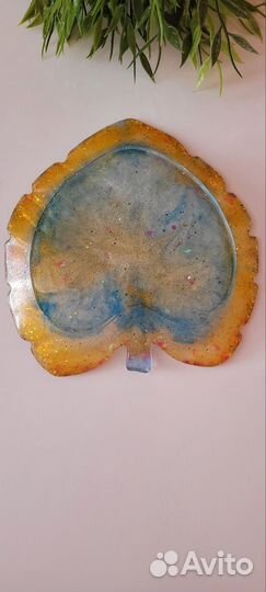 Тарелка из эпоксидной смолы, ручная работа
