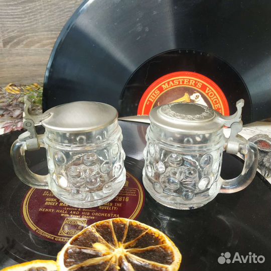 Антиквариат из Европы. Кружки для шнапса