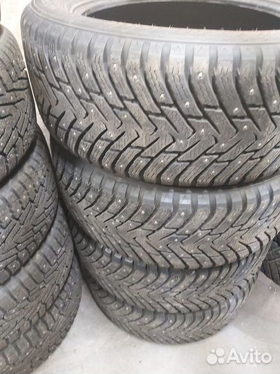 Nokian Tyres Hakkapeliitta 8 SUV 275/50 R20 113T