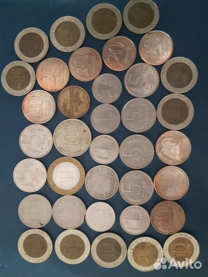 Продаю монеты