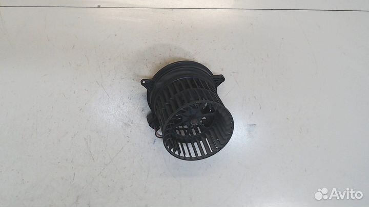 Двигатель отопителя (моторчик печки) Ford Fusion