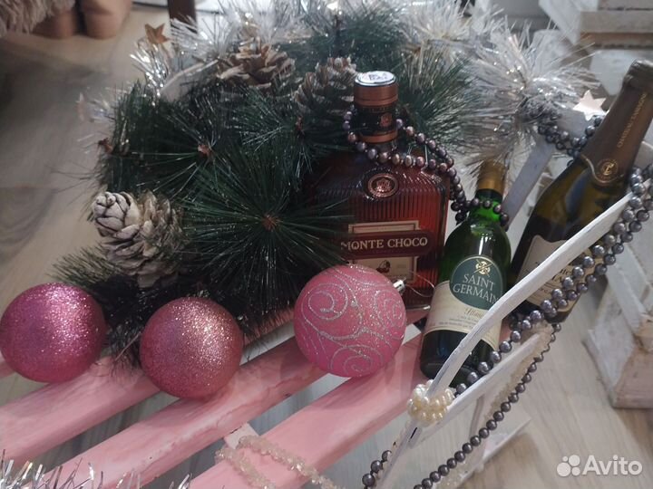 Новогодние сани для декора