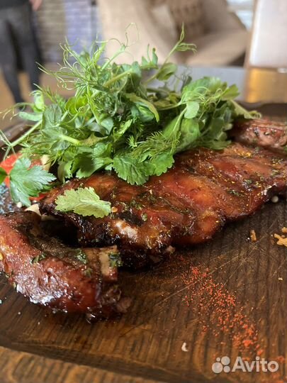 Повар унивкрсал в ресторан Точно Сочно