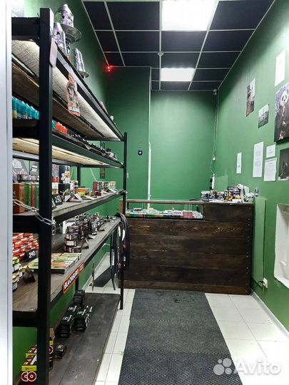 Продавец консультант в табачный магазин