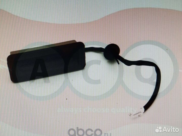 Кнопка открывания багажника Ford Focus 2