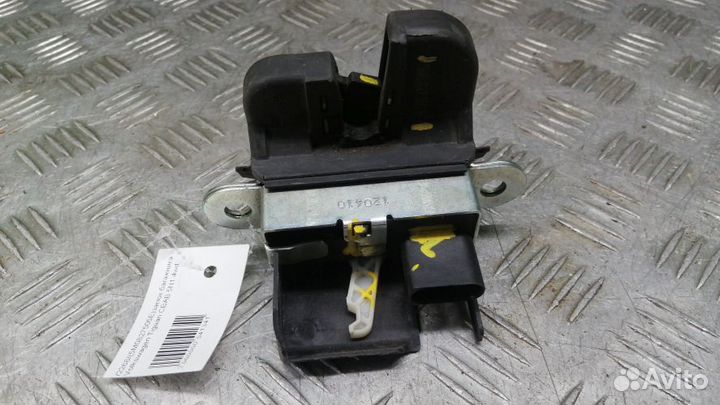 Замок багажника Volkswagen Tiguan