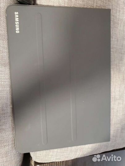 Чехол Samsung tab s3.Оригинал