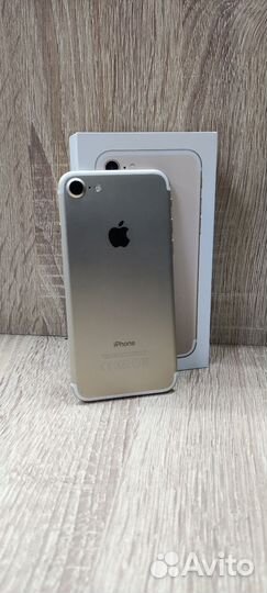 iPhone 7, 128 ГБ