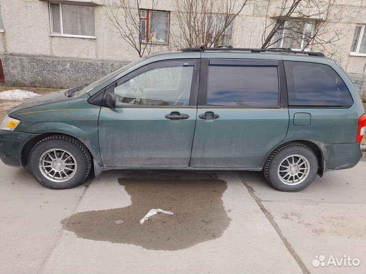 Mazda MPV 2.5 AT, 2000, 300 000 км