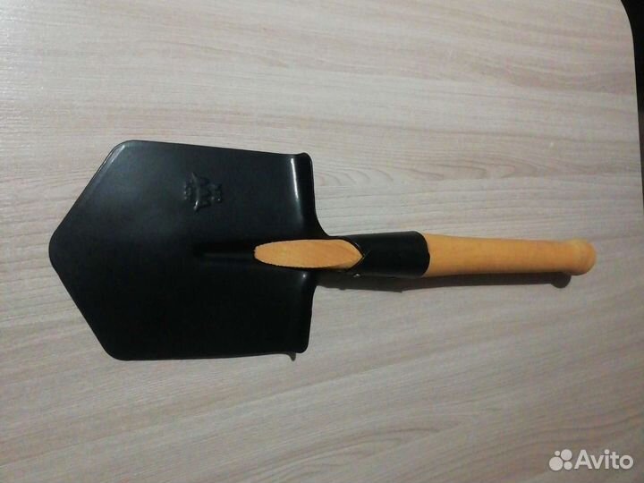 Малая саперная лопата