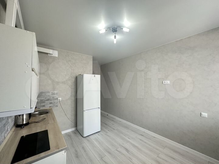 1-к. квартира, 43 м², 7/16 эт.