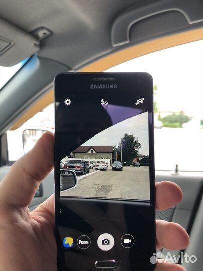 Телефон Samsung A5