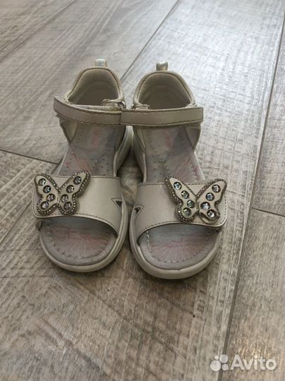 Босоножки для девочки