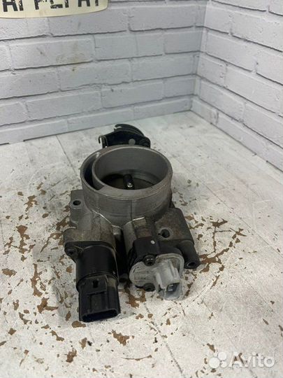 Дроссельная заслонка Jeep Grand Cherokee WJ 4.7