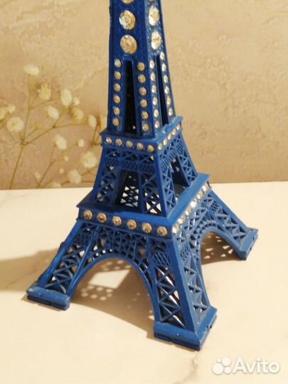 Фигурка Эйфелева Башня