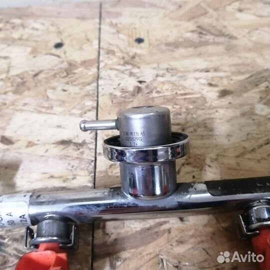 Форсунка топливная Mazda Atenza GG3S L3