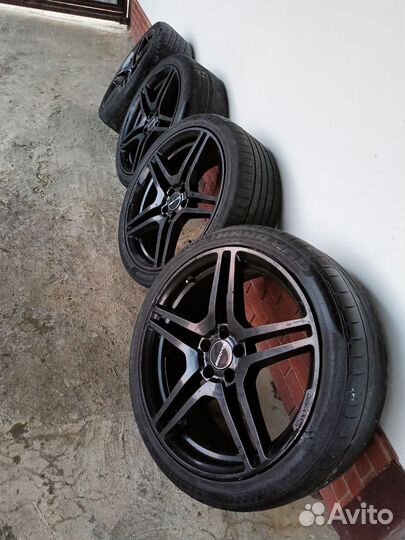 Литые диски r20 AMG на Mersedes Benz GLK