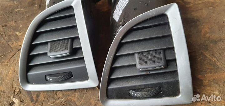 Дефлектор воздушный Opel Astra J 2010-2017