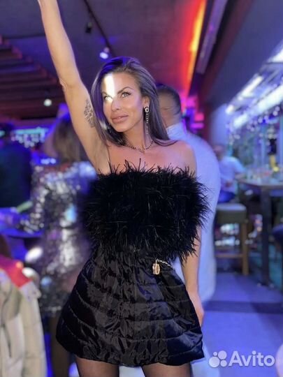 Топ из перьев страуса черный S M L