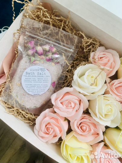 Подарочные наборы и букеты учителям к 1 сентября