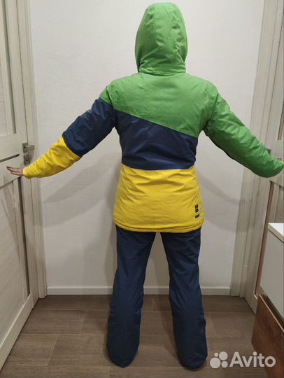 Горнолыжный костюм женский