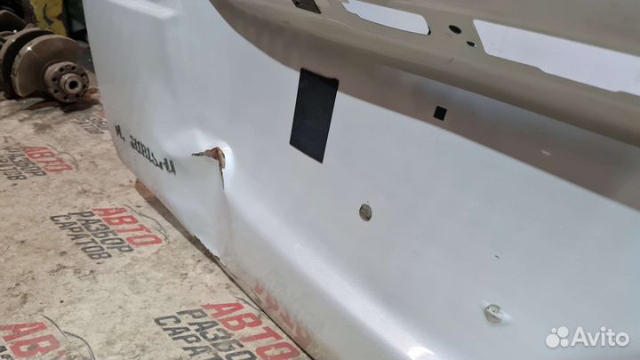 Крышка багажника Mitsubishi Outlander 3