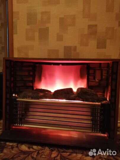 Электрический камин с подсветкой