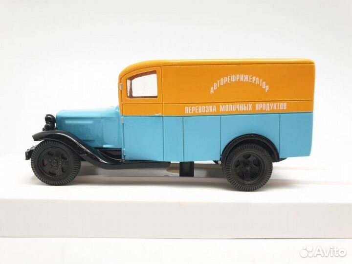 Горьковский автомобиль аа Авторефрижератор