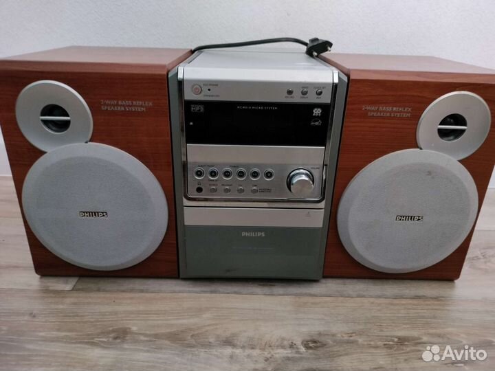 Музыкальный центр philips
