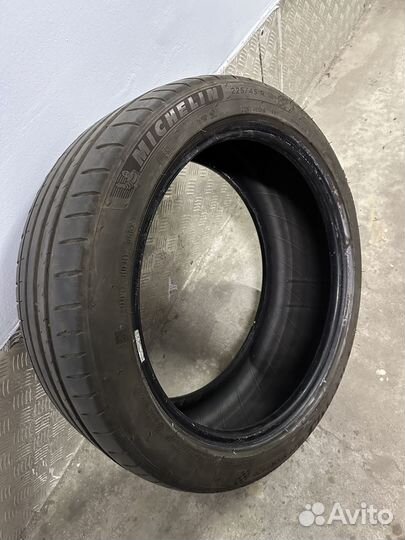 Michelin Pilot Sport 4 225/45 R18