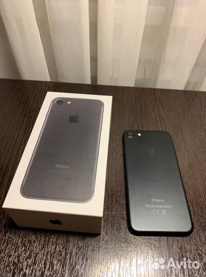 Телефон iPhone