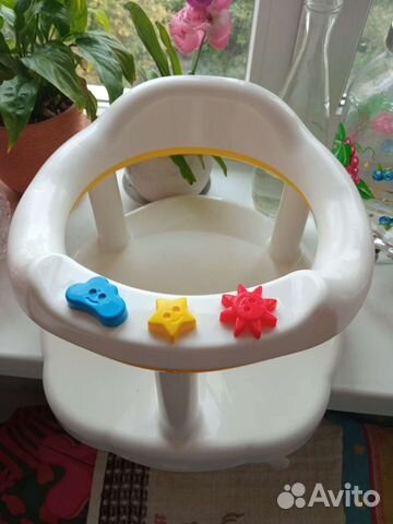 Стульчик для купания в ванной