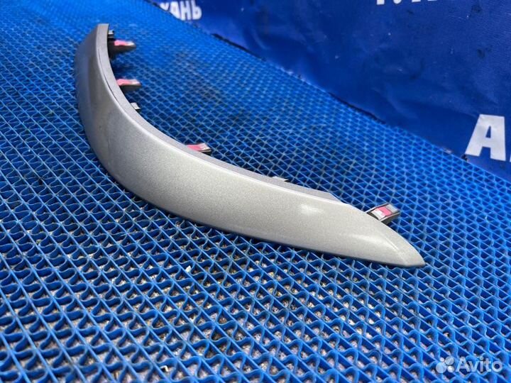 Накладка торпеды Toyota Auris хэтчбек 1ZR 2007