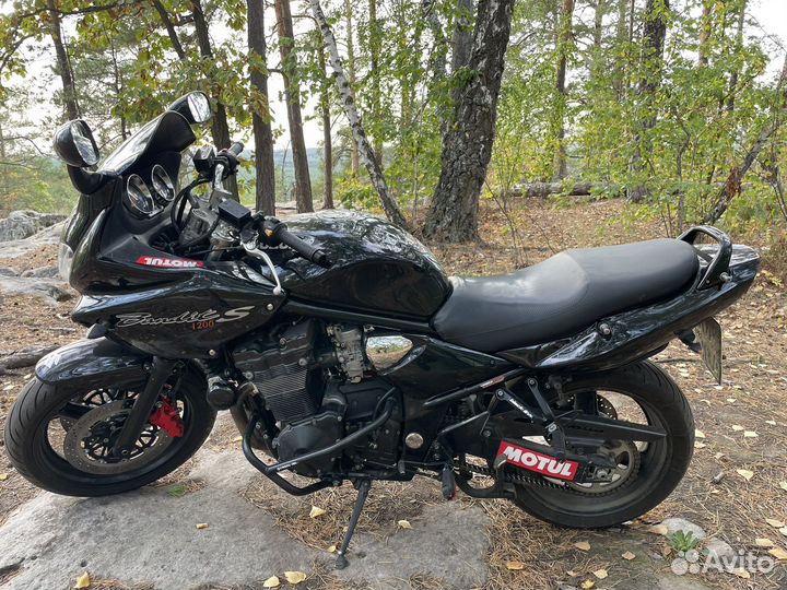 Suzuki bandit gsf 1200s