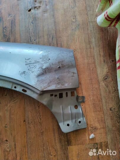 Правое переднее крыло Volvo XC90