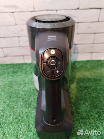 Вертикальный пылесос Red solution RV-UR362