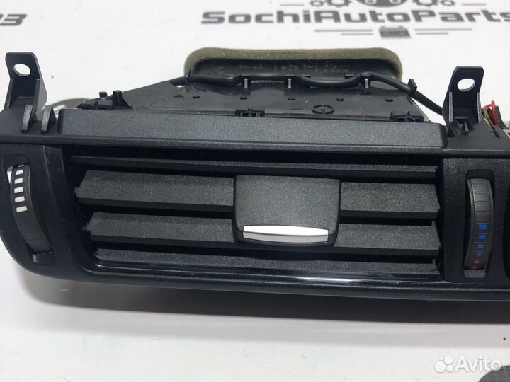 Воздуховод в торпеду BMW X5 F 15