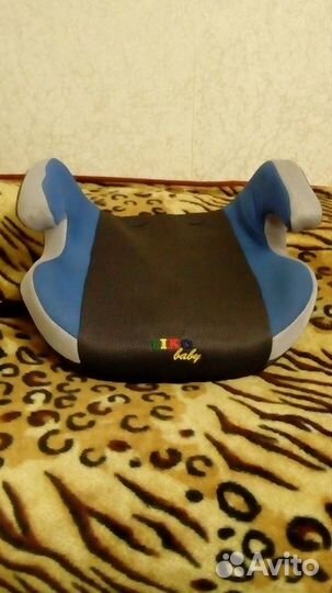 Автомобильное детское кресло (Бустер)