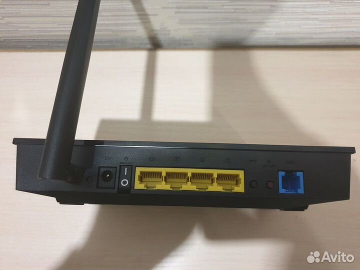 Роутер Аsus DSL-N10