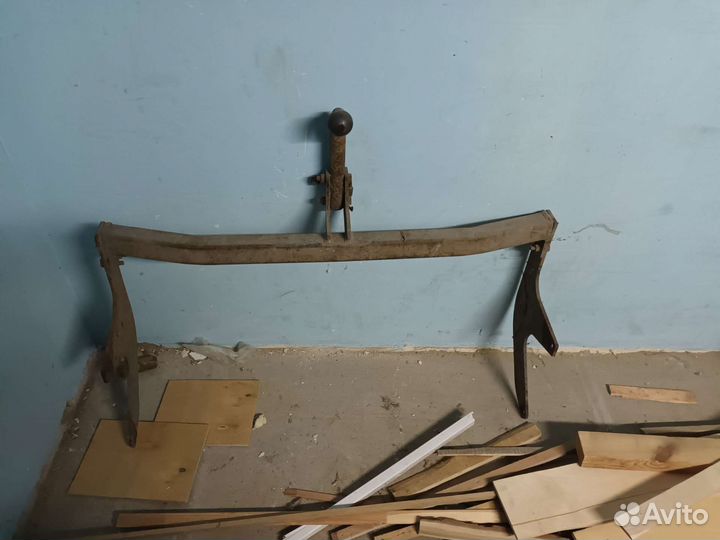 Фаркоп на LADA largus