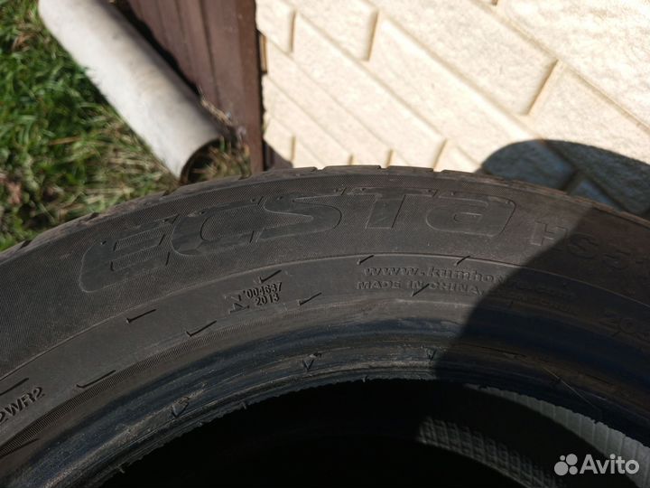 Kumho Ecsta HS51 205/55 R16 91V