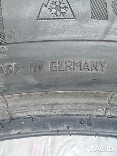 Continental IceContact 2 255/45 R19 104T