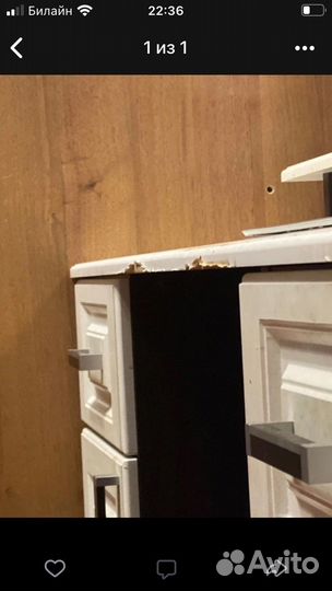 Туалетный столик с зеркалом