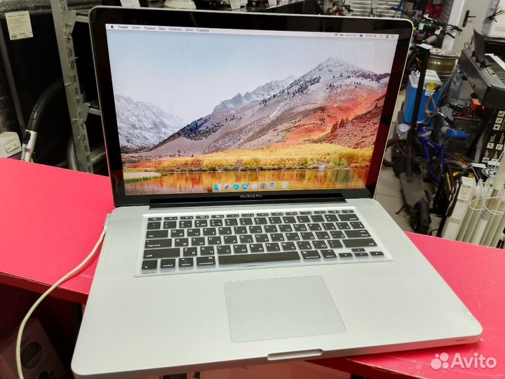Ноутбук Apple MacBook Pro 15 Mid 2010