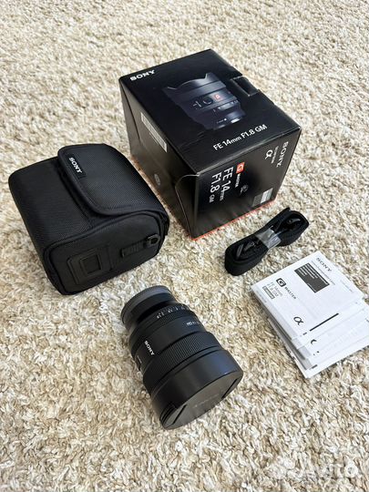 Объектив Sony SEL14F18GM