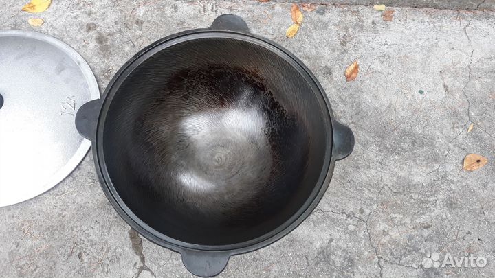 Казан чугунный узбекский