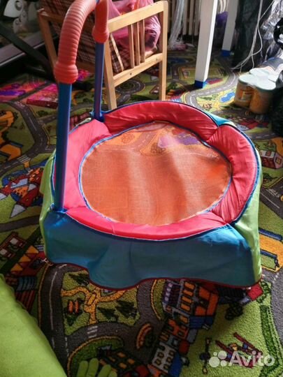 Детский батут с сеткой