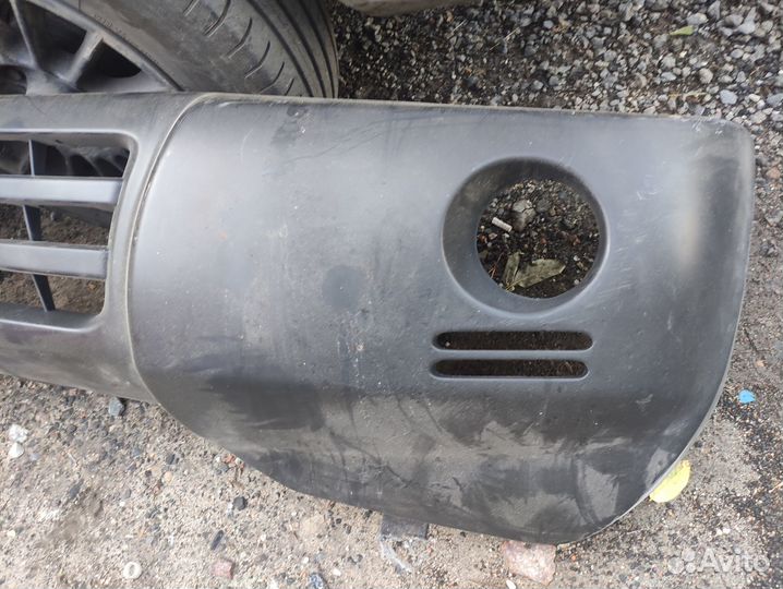 Передний бампер Mitsubishi Pajero 3